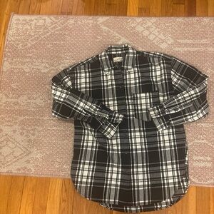 Universal Thread Black and White Plaid Women's Shirt